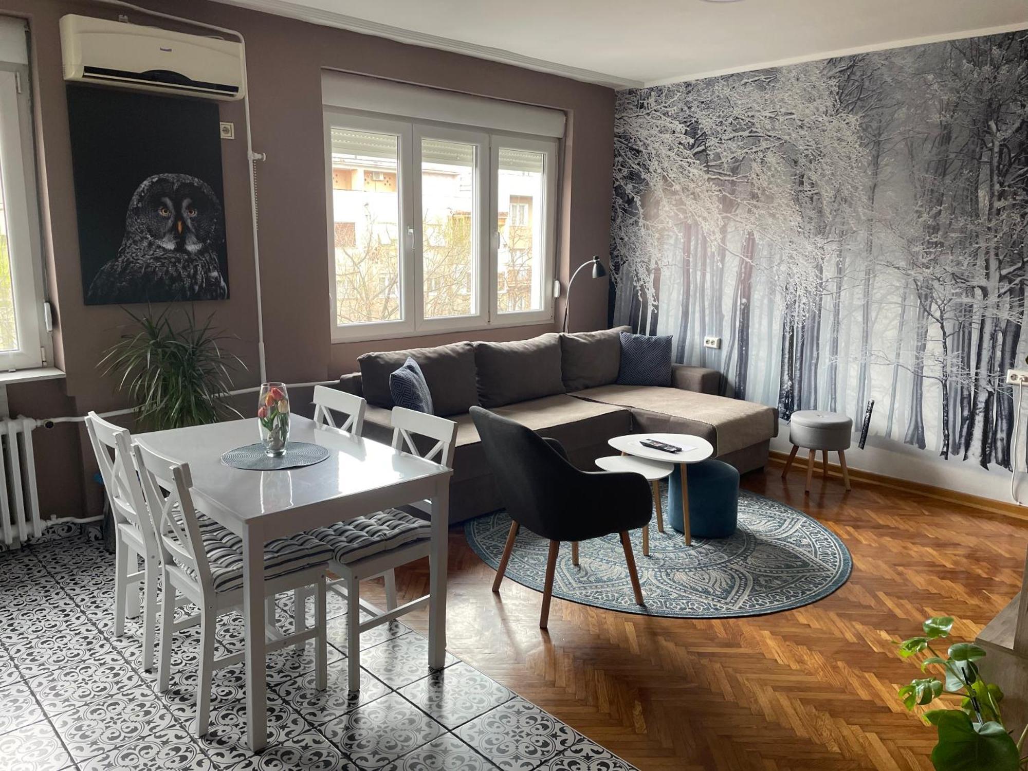 Apartman Avenia ノヴィ・サド エクステリア 写真