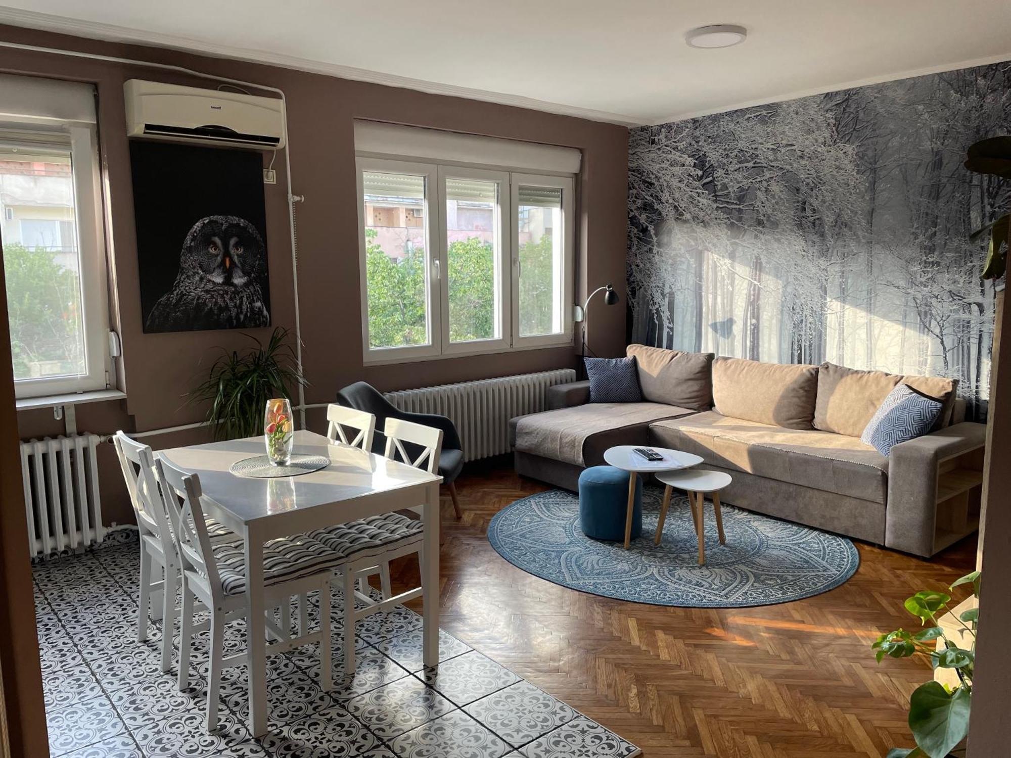 Apartman Avenia ノヴィ・サド エクステリア 写真